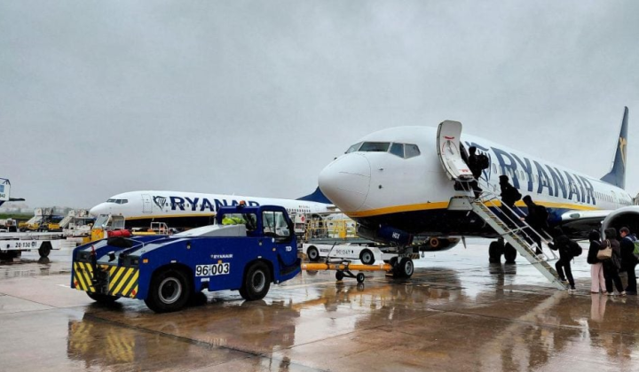 Літак Ryanair у Манчестері