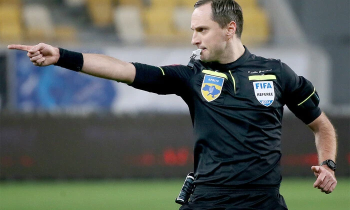 Українські арбітри на відбірному матчі