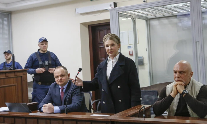 Юлія Тимошенко заявляє про політичну справу