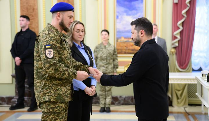 Certificates for Ukraine's Heroes and families of fallen defenders