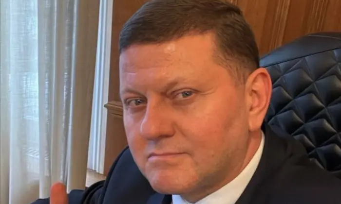 Солідарність, сила, єдність, військова техніка, патріотизм