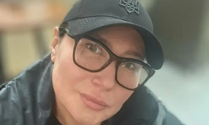 Волосся розпущене, Мозгова без макіяжу