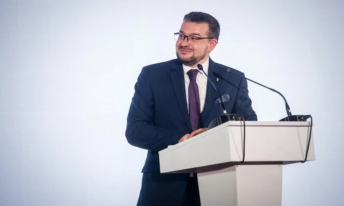 Alfiorov on the policy of appeasement