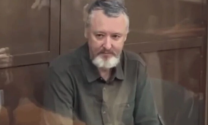 Террорист Гиркин призвал кремлевскую пропаганду скрыть Януковича