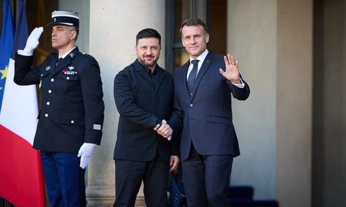 Зеленский на встрече в Париже