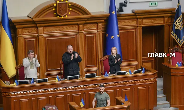 Zelensky demands full EU membership