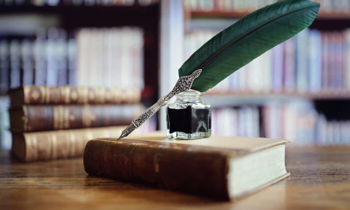 Зображення з весняними квітами та символіками