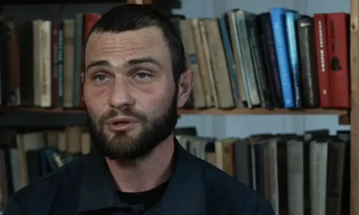 Боец отряда «Ахмат» в плену