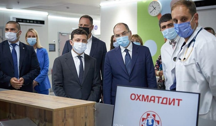 Хлопчик з осиротілою рукою після операції