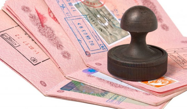 Пограничники з України зупиняють росіян