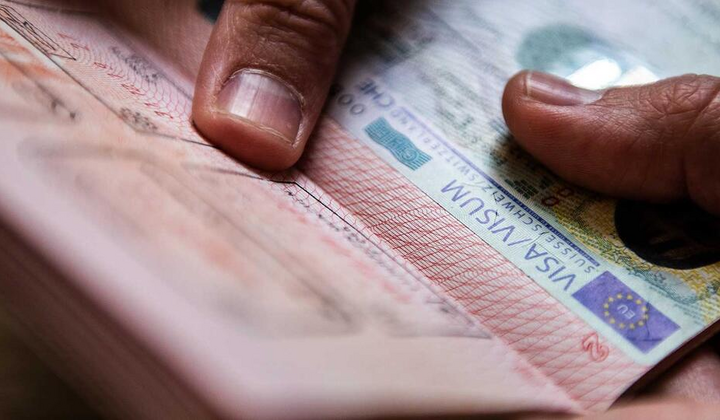 Туристи з Росії не впускають