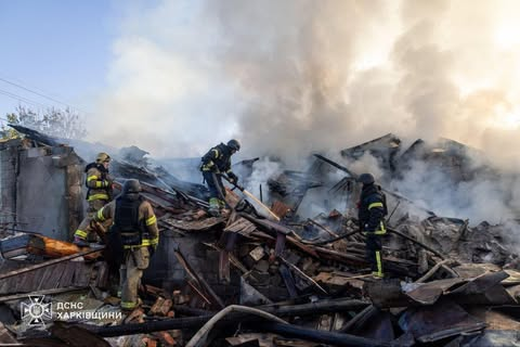 Пожежа у Харкові: рятувальники ліквідують наслідки