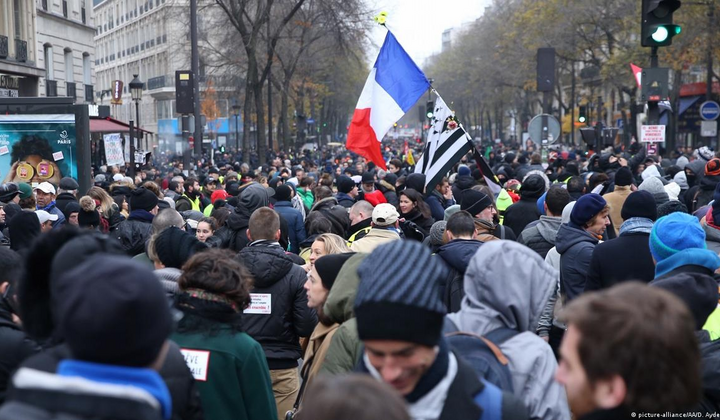 Массовые протесты во Франции
