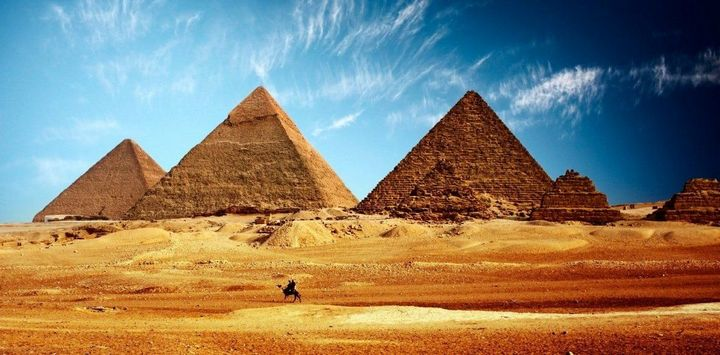 Зарплата у Єгипті. Інформація та порівняння.