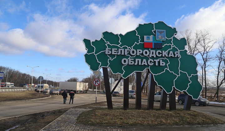 Українські військові на засіданні