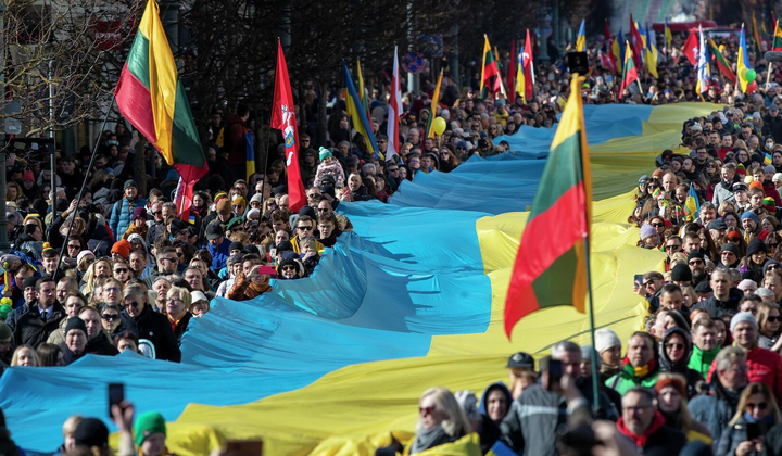 Литва межи білоруських туристів та мігрантів
