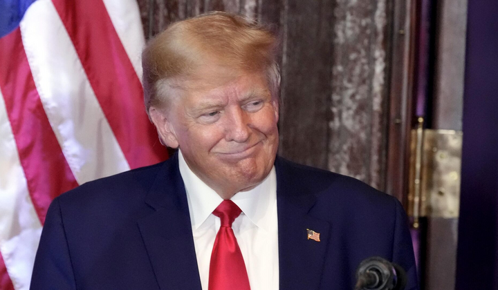 Первое заседание касательно Дональда Трампа