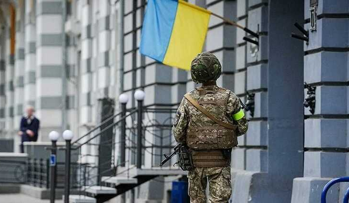 Великі будинки у Львові для військових