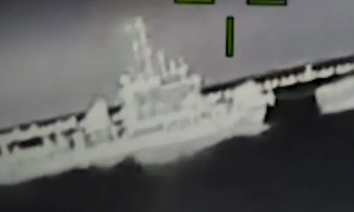 Бійці ГУР збили російські гелікоптери і буксир (відео)