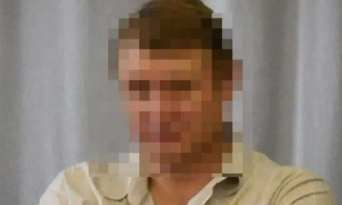 Microphones and layouts in court