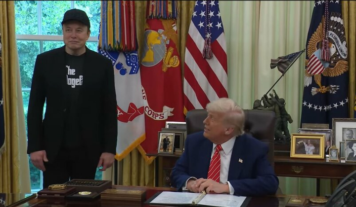 Трамп критикует Зеленского и Путина
