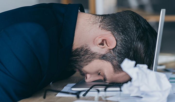 Уставшие глаза украинцев из-за войны