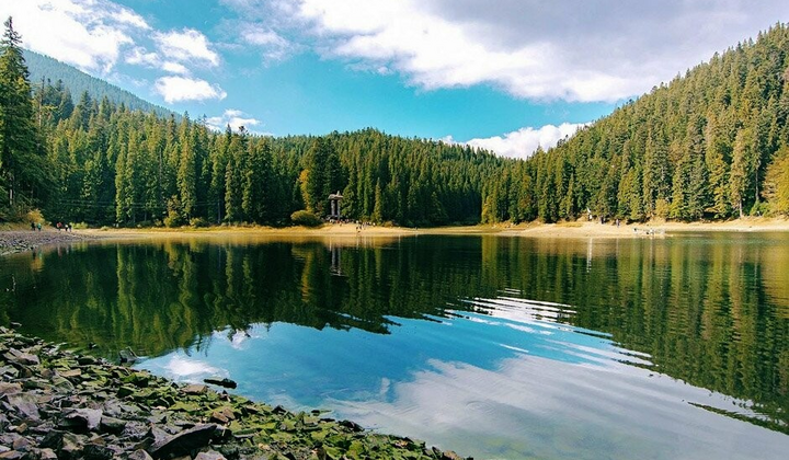 Архітектурне багатство західної України у фотографії