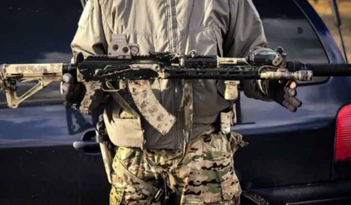 Цівка АК-74: надійність та зручність для легендарної зброї