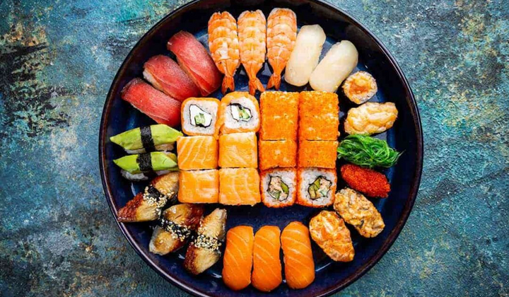 Delicious Journey: Sushi Delivery from Roll Club