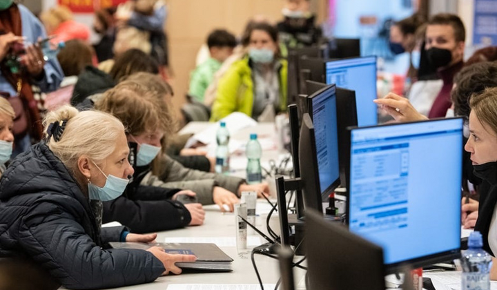 Як і де знайти роботу в Німеччині без знання мови