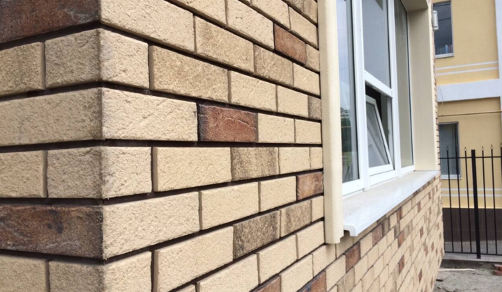 Вибираємо панелі від Роял Фасад: що це таке та як вибрати оптимальний варіант?