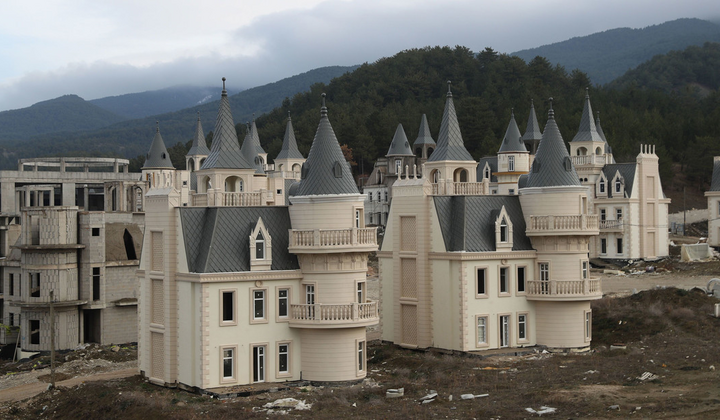 Бурдж Аль Бабас — Турція, покинуте місто замків на карті світу