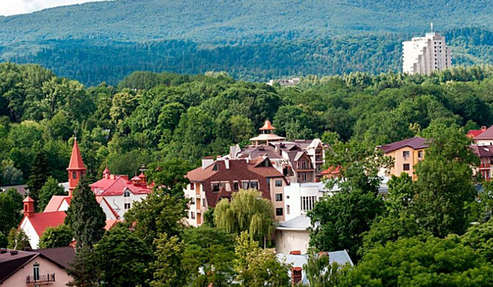 Локації для фотосесії у Львівській області — мальовничі місця для зйомок на Львівщині