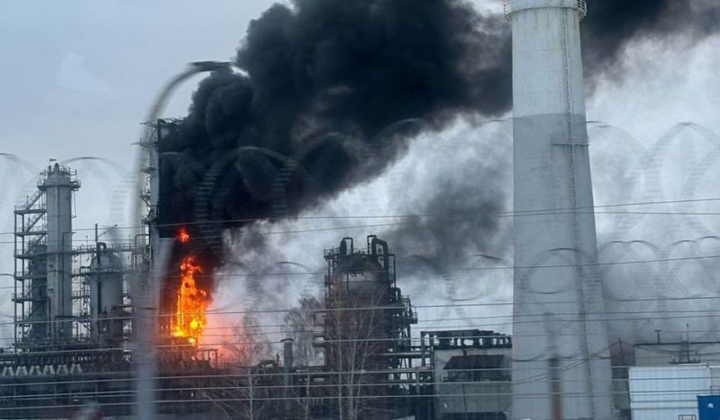 удари України по російських НПЗ
