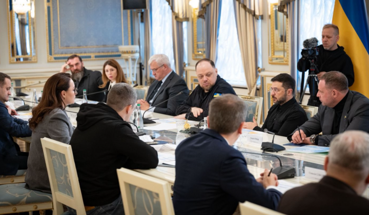 Звіт прем'єр-міністра України за перші 100 днів роботи