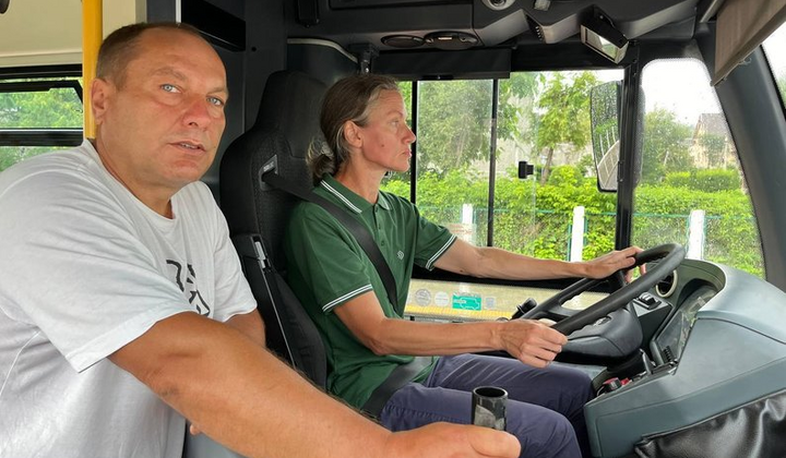 What is the salary of public transport drivers