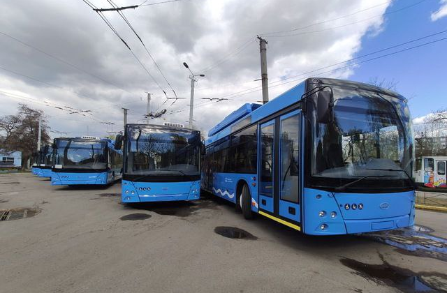 Тролейбус №2 у Дніпрі