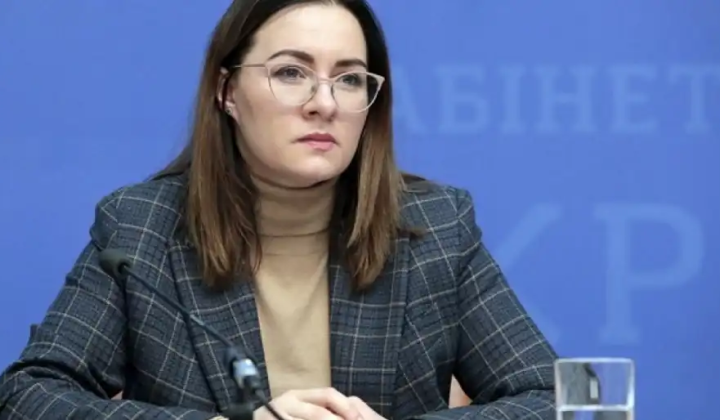 Зарплати урядовців в Україні