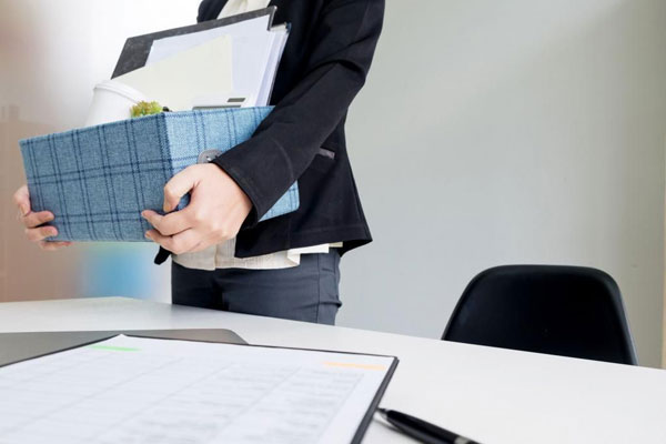 Termination during the probation period – rules and conditions at the employee's discretion