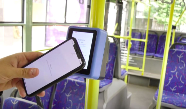Cashless payment in Khmelnytskyi minibuses