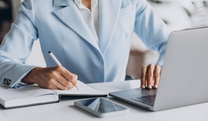 Vacation with subsequent dismissal: samples of applications and orders for employees