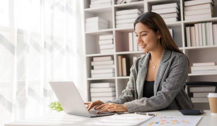Changing the name of the enterprise: actions of the HR specialist, document processing and sample orders