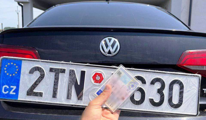 Перереєстрація авто у Чехії