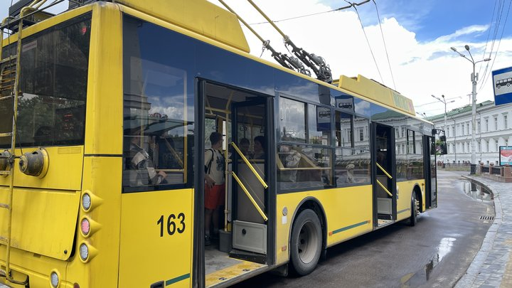 Чому не працюють тролейбуси до Левади
