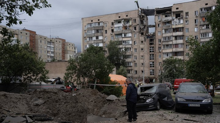 Наслідки атаки РФ по Подільському району Києва 6 липня