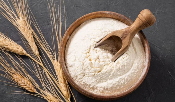 Українські продукти на фоні прапору ЄС