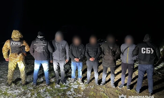 Перевезено уклонистов в Румынию под кучей мусора