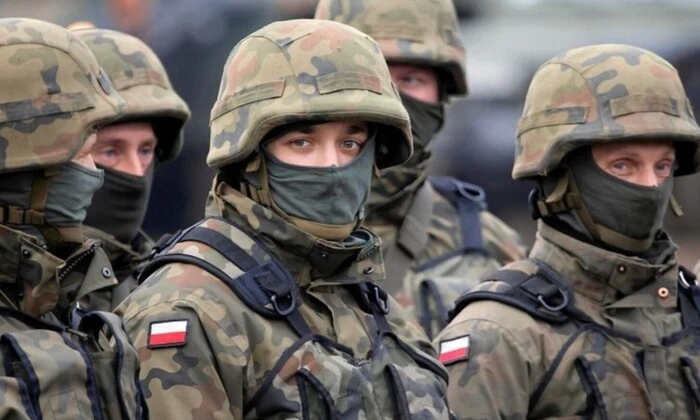 Більша частина поляків відмовилися від військової підготовки