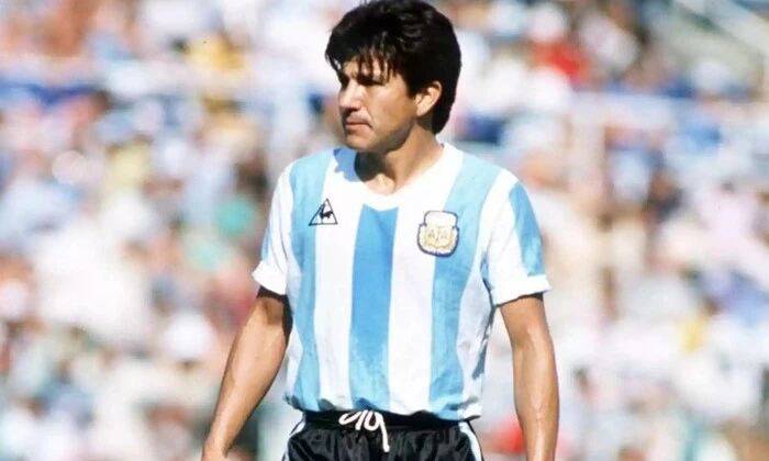 Легендарний футболіст Аргентини пішов з життя