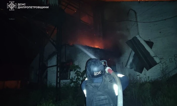 Пожежна частина у Дніпрі пошкоджена ворогом